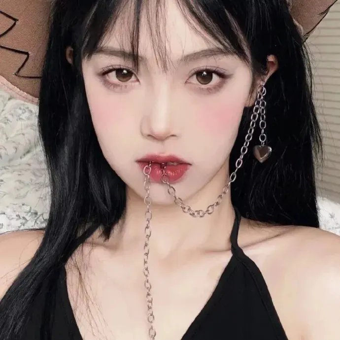 我成了女明星的契约情侣